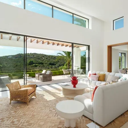 Experience The Ultimate Luxury In An Idyllic Setting